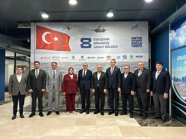 AK Parti Eskişehir Milletvekili Ayşen Gürcan'dan Sanayi Çıkartması: Üretim ve İstihdam Seferberliği Görüşüldü
