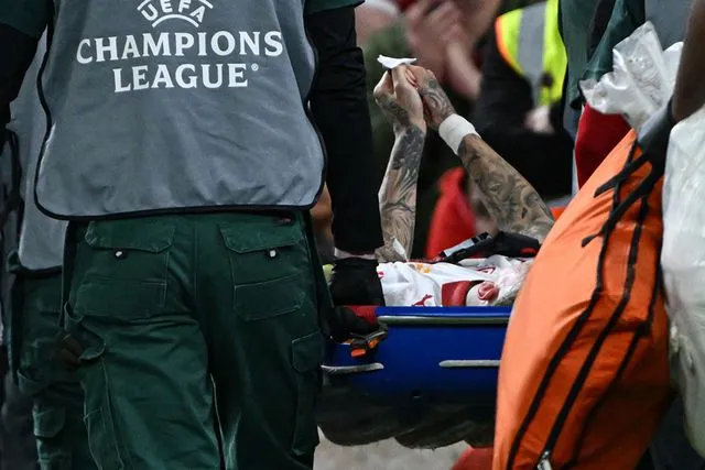 Anfield'da Güvenlik Skandalı: UEFA, Noa Lang'ın Yaralanması Sonrası Liverpool Hakkında Soruşturma Başlattı