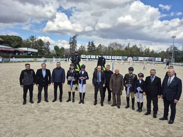 Ankara Yıldırım Beyazıt Üniversitesi Spor Kulübü binicisi Turasan