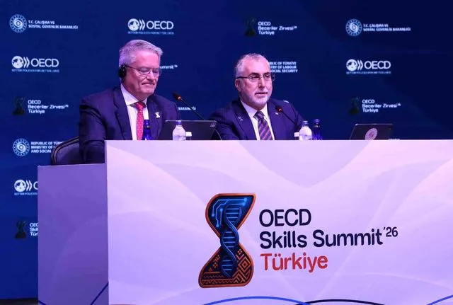Bakan Işıkhan: "İş gücü piyasalarında yaşanan küresel değişimleri risk değil fırsat olarak görüyoruz"