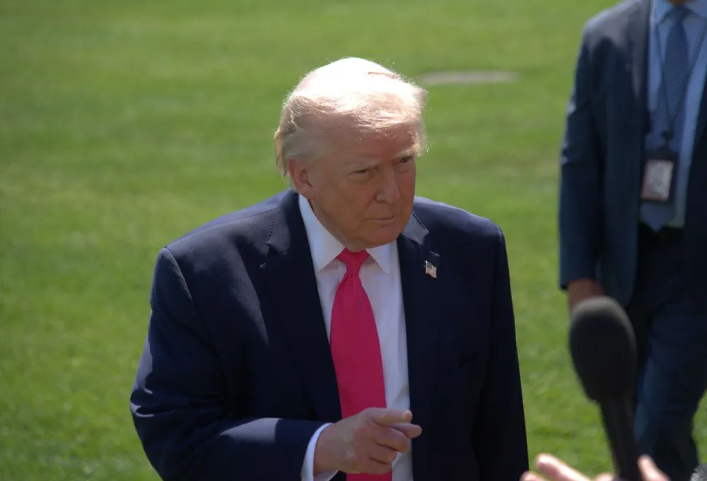 Beyaz Saray'dan Kritik İran Kararı: Trump Askeri Harekatı Askıya Aldı