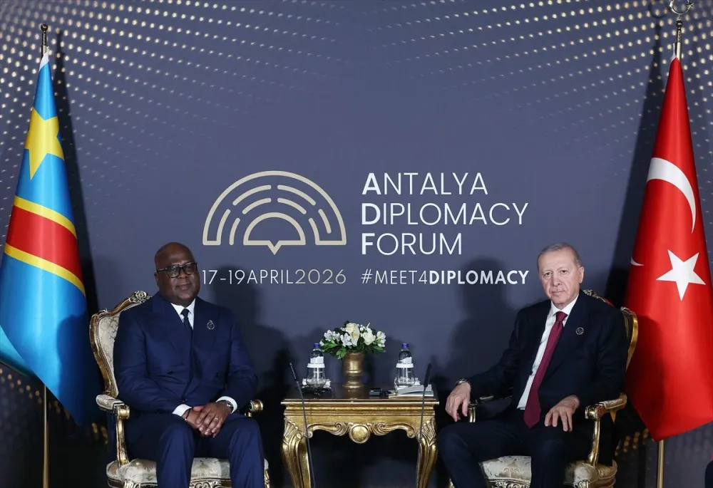 Cumhurbaşkanı Erdoğan, ?Kongo Demokratik Cumhuriyeti Cumhurbaşkanı Tshisekedi ile görüştü