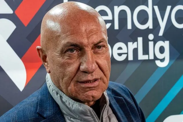 ''Cumhurbaşkanı'na sesleniyorum'' diyen Yüksel Yıldırım hakemi topa tuttu: Düdüğünü as!