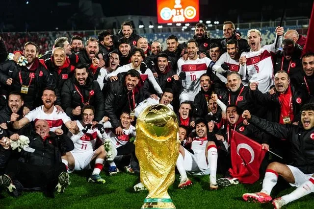 Dünya Kupası öncesi milli yıldızımızdan kötü haber