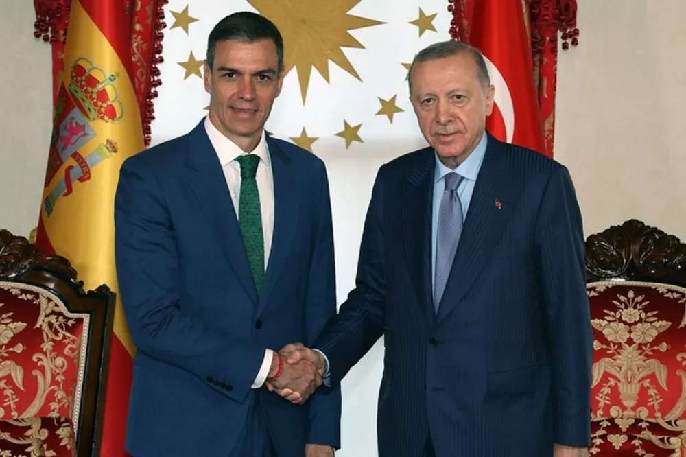 Erdoğan ve Sanchez Telefon Görüşmesi