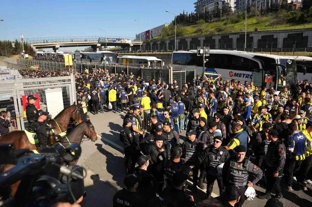 Fenerbahçe taraftarı RAMS Park