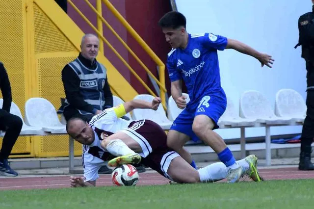İnegölspor, Beyoğlu Yeni Çarşı ile berabere kaldı