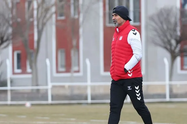 Küme Düşme Hattından Zirveye: İsmet Taşdemir ile Sivasspor’un Süper Lig İnadı