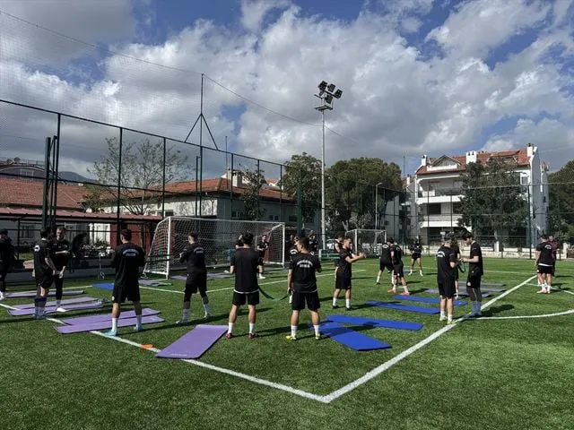 Marmaris Yat Marin MFK, Kumluca Belediyespor maçının hazırlıklarını sürdürdü