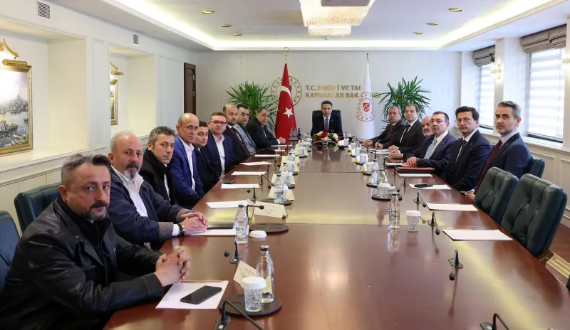 Bakan Bayraktar, maden işçilerini kabul etti