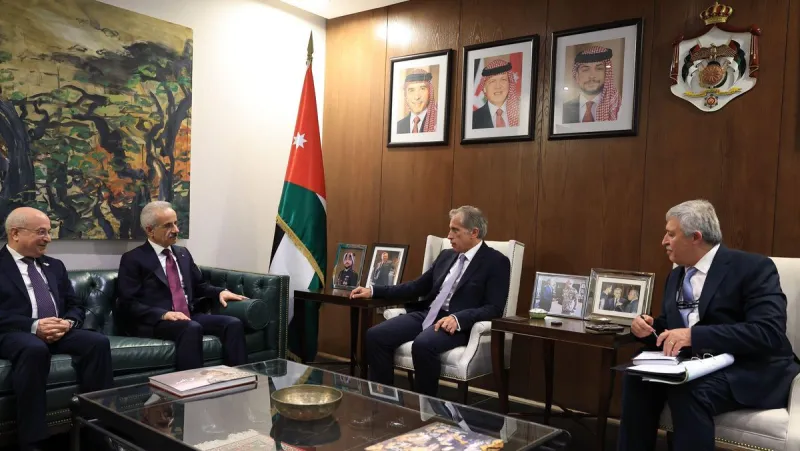 Bakan Uraloğlu ve Ürdün Başbakanı Hassan Arasında Kritik Görüşme: Bölgesel Ulaşım Stratejileri Ele Alındı