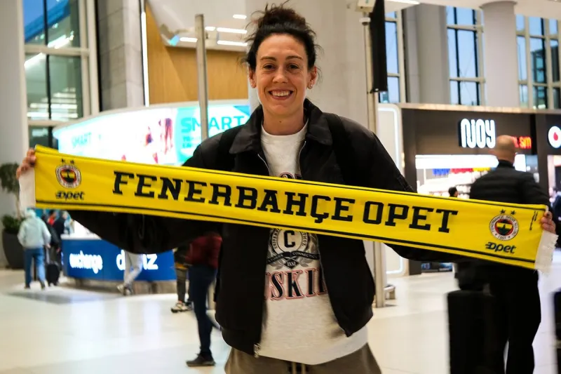 Breanna Stewart Fenerbahçe için yeniden İstanbul