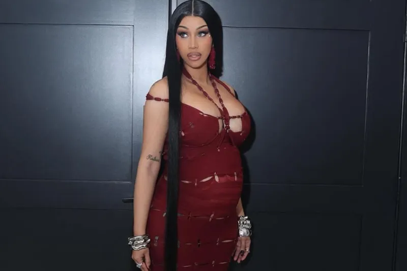 Dünyaca Ünlü Yıldız Cardi B'den Sosyal Medyayı Sallayan Türkçe Paylaşım: Rubar Ahmed Rüzgarı!