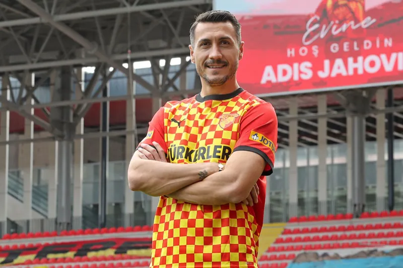Eski Göztepeli Jahovic