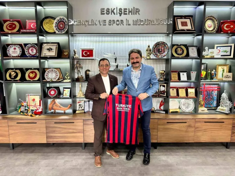 Eskişehir'de Masa Tenisi İle Birlikte Güçleniyor: Dünya Proje Yarışmasında Ülkemizi Gururlandırdı