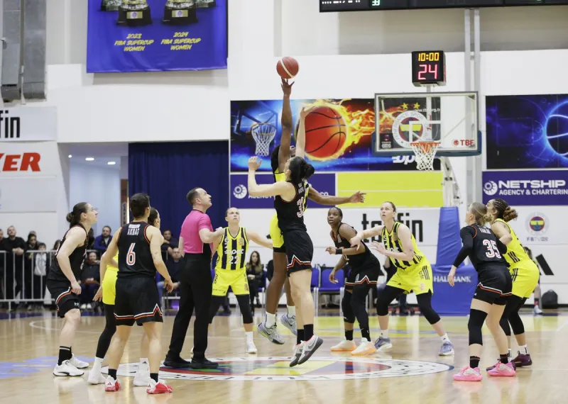Fenerbahçe Opet, Çimsa ÇBK Mersin'i Yendi