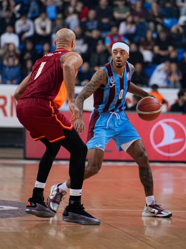 Galatasaray MCT Technic: 79-69