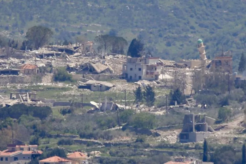 İsrail'in Lübnan'a düzenlediği saldırılarda 14 kişi hayatını kaybetti