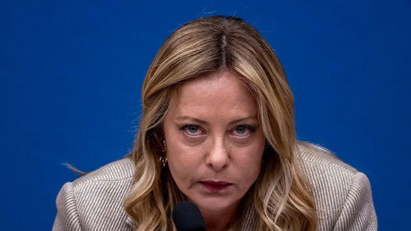 İtalya'da Meloni Dönemi Çatırdıyor: Referandum Mağlubiyeti Erken Seçim Çanlarını Çaldırıyor