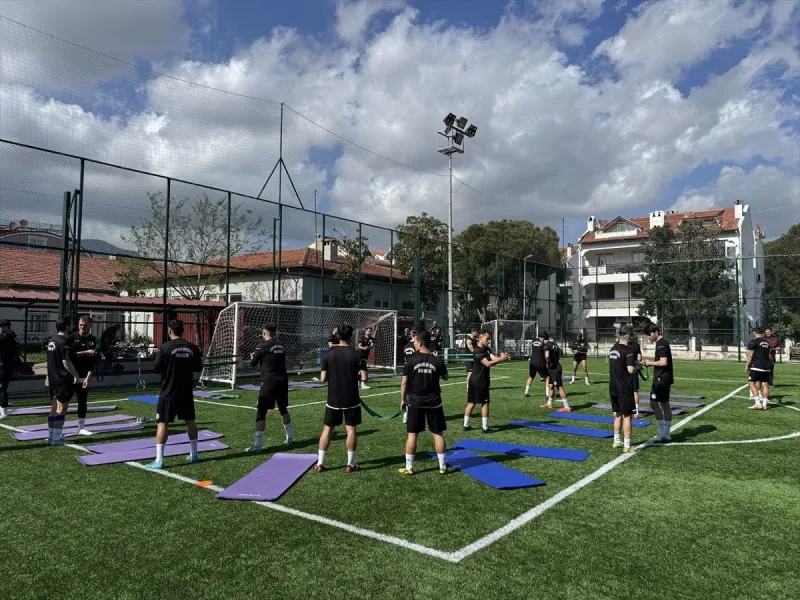 Marmaris Yat Marin MFK, Kumluca Belediyespor maçının hazırlıklarını sürdürdü