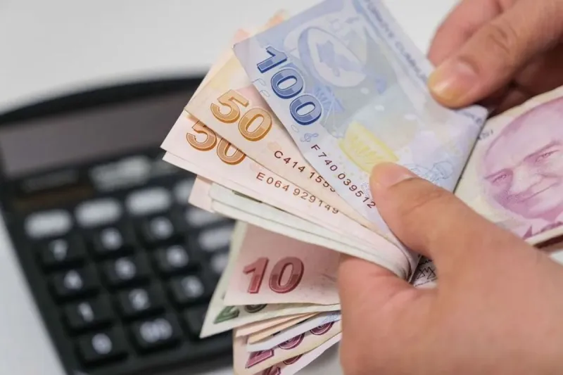 Milyonlarca Emeklinin Gözü Temmuzda: En Düşük Maaş İçin Yeni Rakamlar Ortaya Çıktı