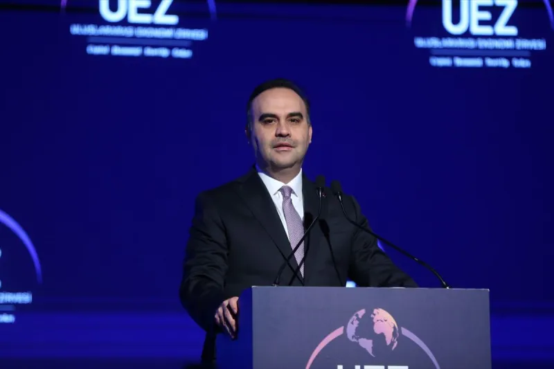 Sanayi ve Teknoloji Bakanı Kacır, Uluslararası Ekonomi Zirvesi
