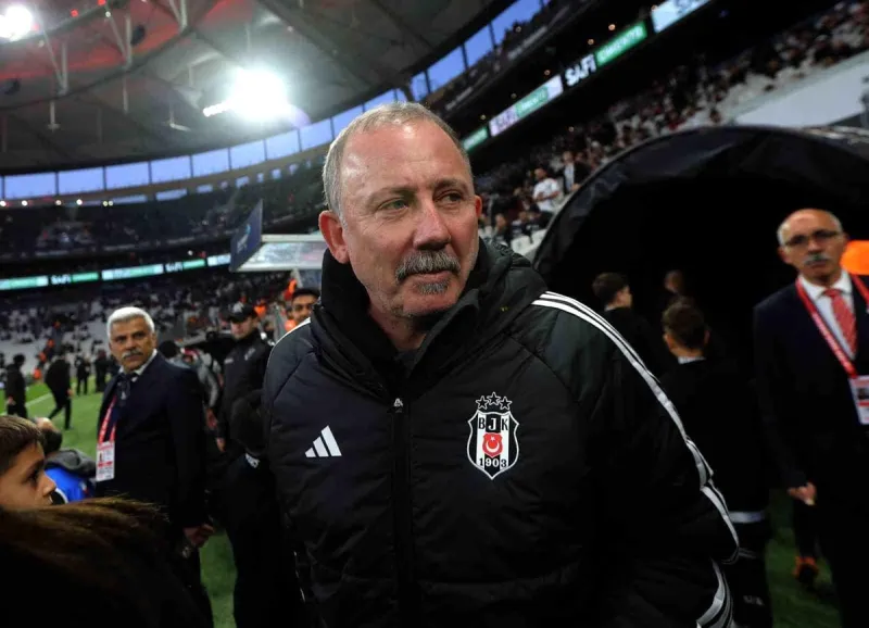 Sergen Yalçın 100. lig maçında beraberlik aldı