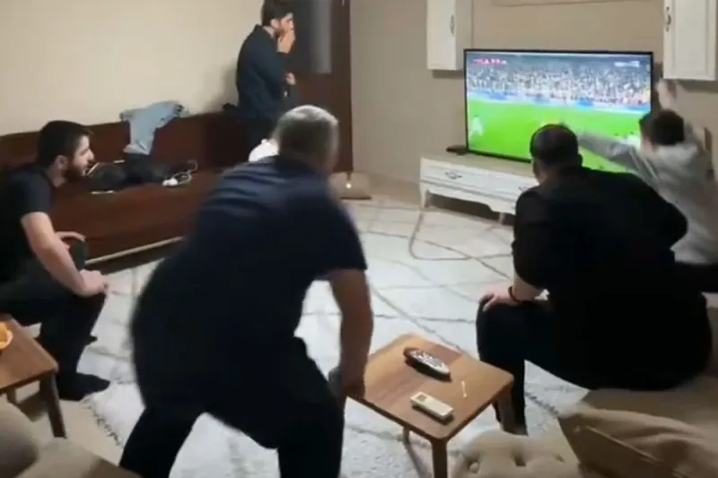 Son dakika golüyle çıldırdılar