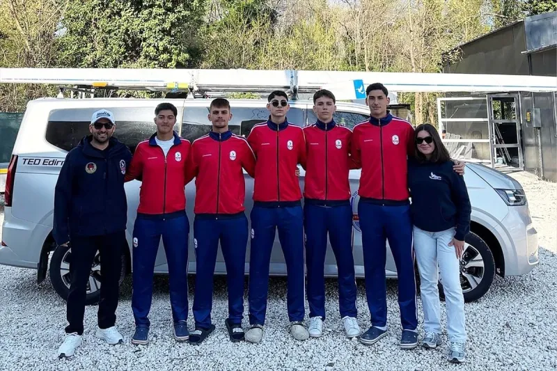 TED Edirne Koleji kürekçileri, Hırvatistan