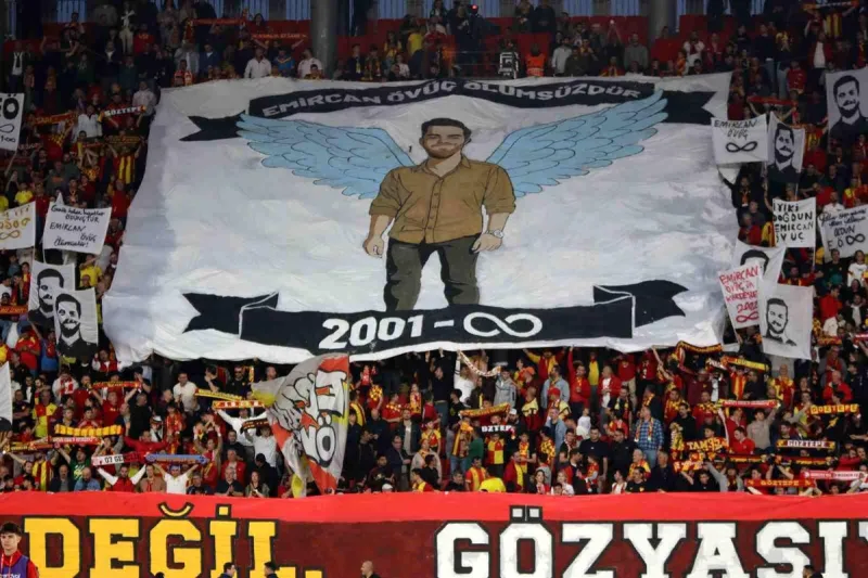 Trendyol Süper Lig: Göztepe: 2 Antalyaspor: 0 (İlk yarı)