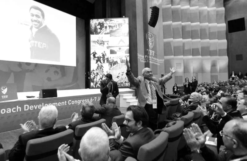 Türk Futboluna Büyük Kayıp: Çetin Güler Vefat Etti