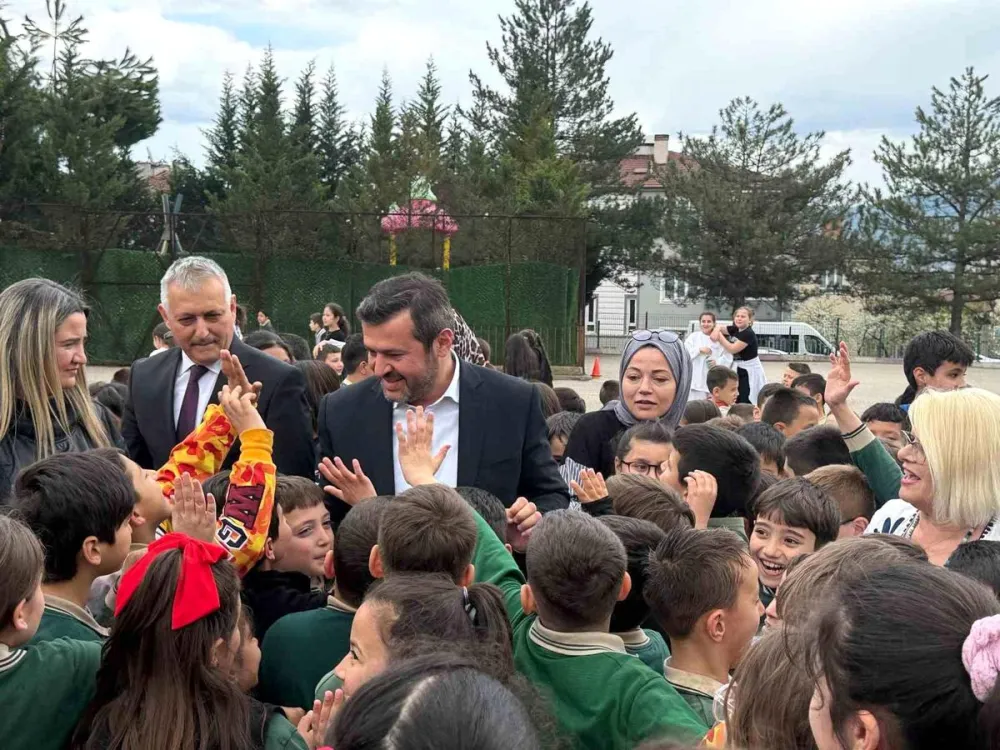 Özkan Çetinkaya Öğrencilerle Bir Araya Geldi