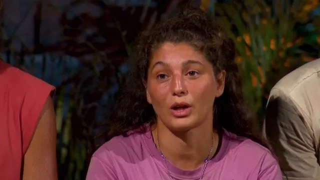 Survivor'da Murat Boz Esprisi Kriz Çıkardı: Seren Ay'ın Nişanlısı Sosyal Medyada Tüm Bağları Kopardı