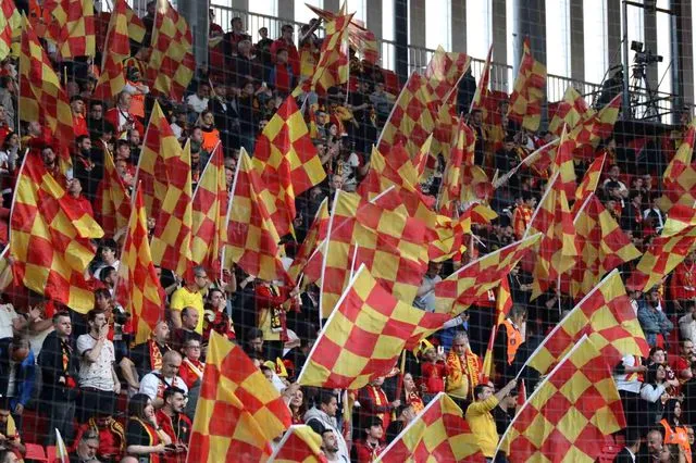Trendyol Süper Lig: Göztepe: 0 Galatasaray: 1 (Maç devam ediyor)