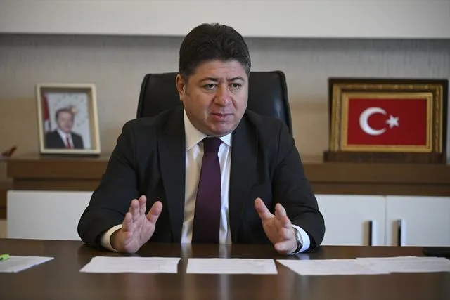 Yeterlilik belgesi zorunluluğu getirilen 40 meslek arasında "dijital ve yeni meslekler" dikkati çekiyor